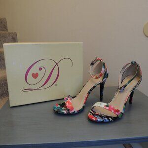 Delicious Jaiden-S Floral Ankle Strap Stiletto Heels Black Size 8